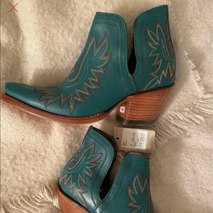 Arita Western Ankle Boot in Agate
